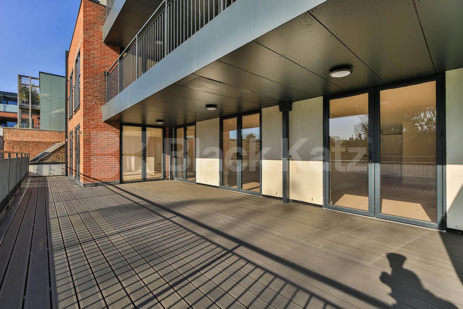 1326sqft 3 bed 3 bath apartment with a huge roof terrace  Tottenham Lane, Crouch End